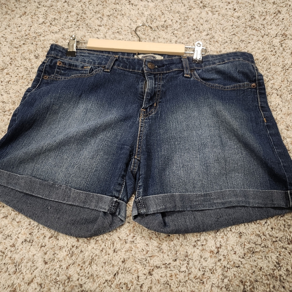 Signature By Levi Jean Shorts